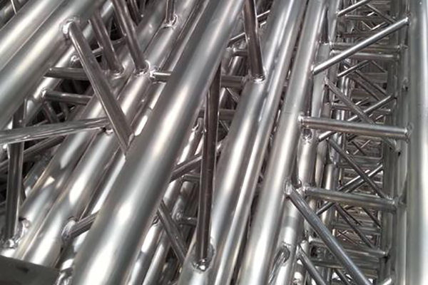 安徽鋼結(jié)構(gòu)網(wǎng)架.jpg 安徽鋼結(jié)構(gòu)網(wǎng)架.jpg